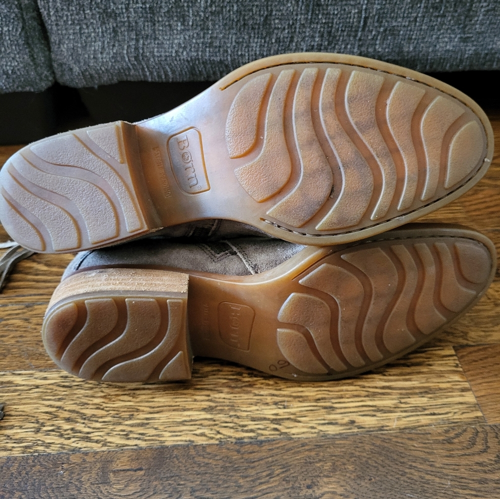 Women's Leather Born "Greige" Ankle Boots - Picture 3 of 6